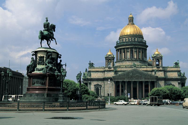 sites de rencontres à Saint-Pétersbourg Russie ce qui est l’âge juste pour commencer à dater